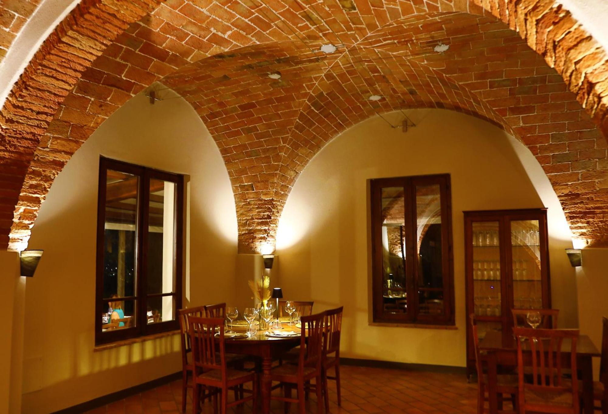 Agriturismo Cascina Cipressa San Romano  Экстерьер фото